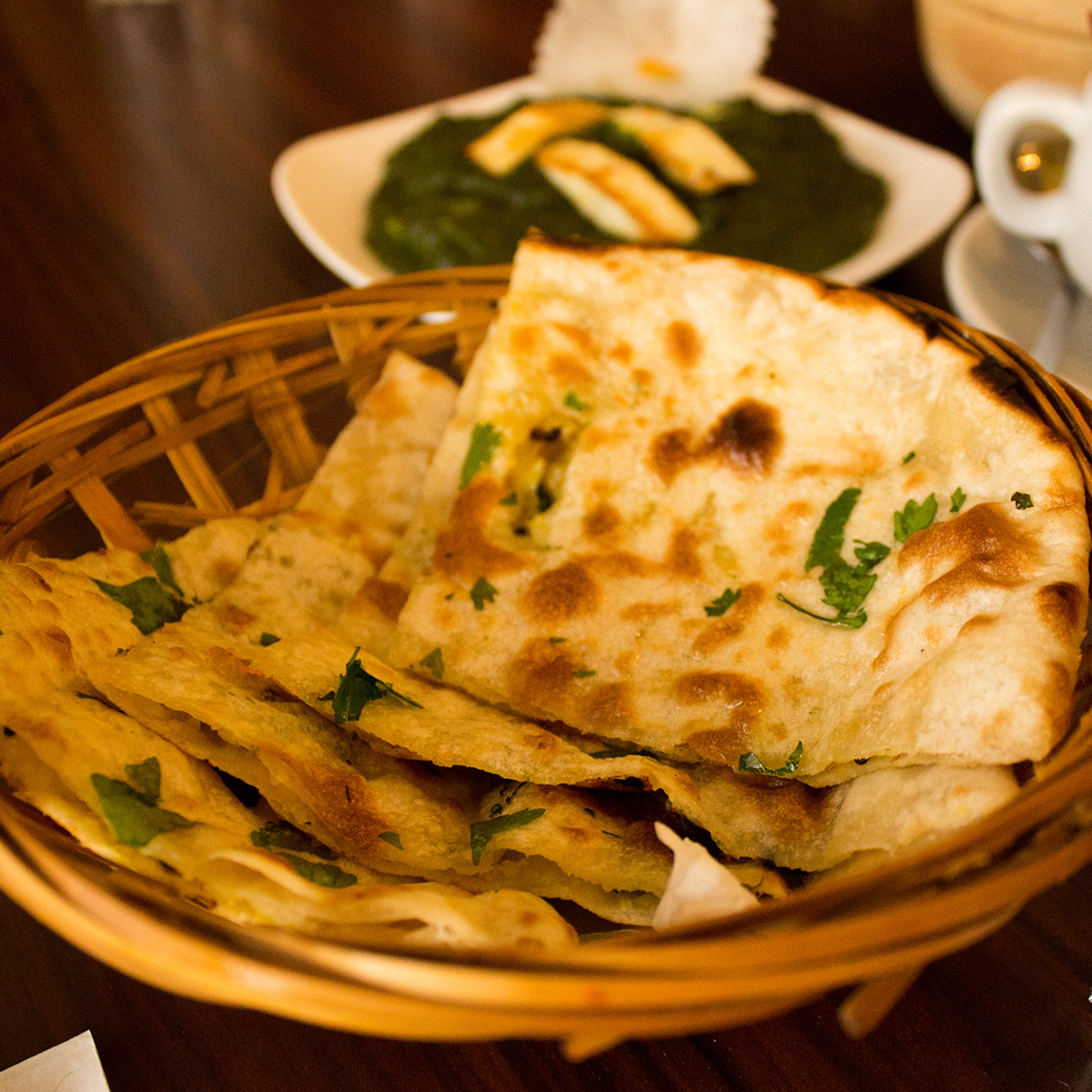 Crispy dhal kulcha bread – a great sidekick to the tandoori | foodpanda Magazine MY